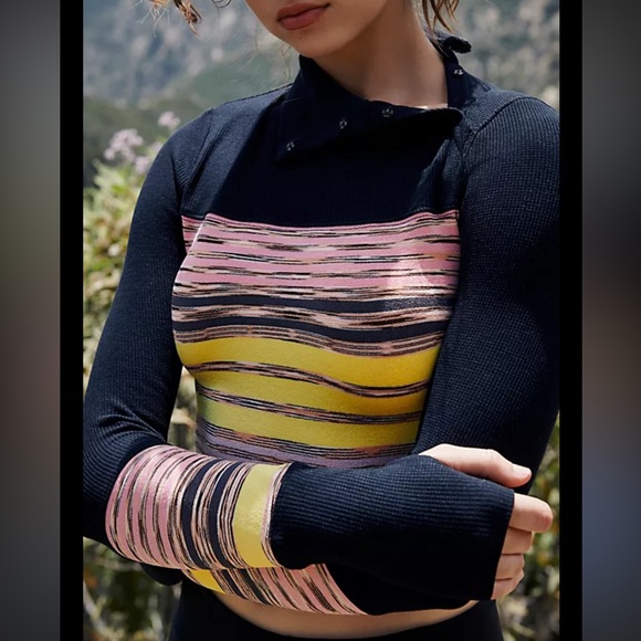 Free People Tops - Free People Movement Mountains Momma Layering Crop Top